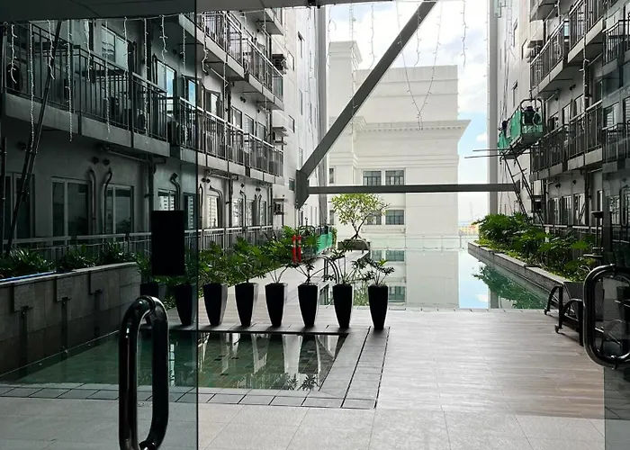 Apartment Unit In Residences Taft Next To De La Salle *