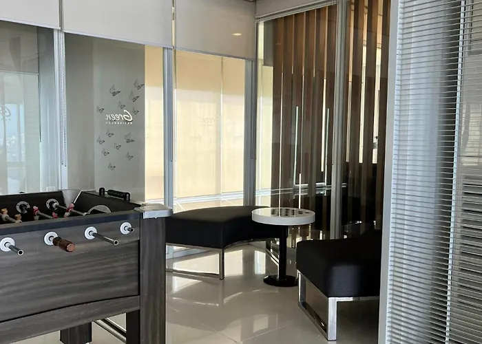Apartment Unit In Residences Taft Next To De La Salle