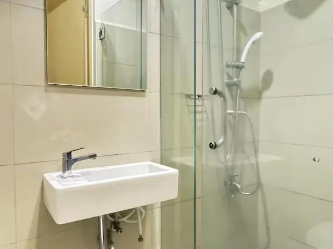Unit In Residences Taft Next To De La Salle Manila